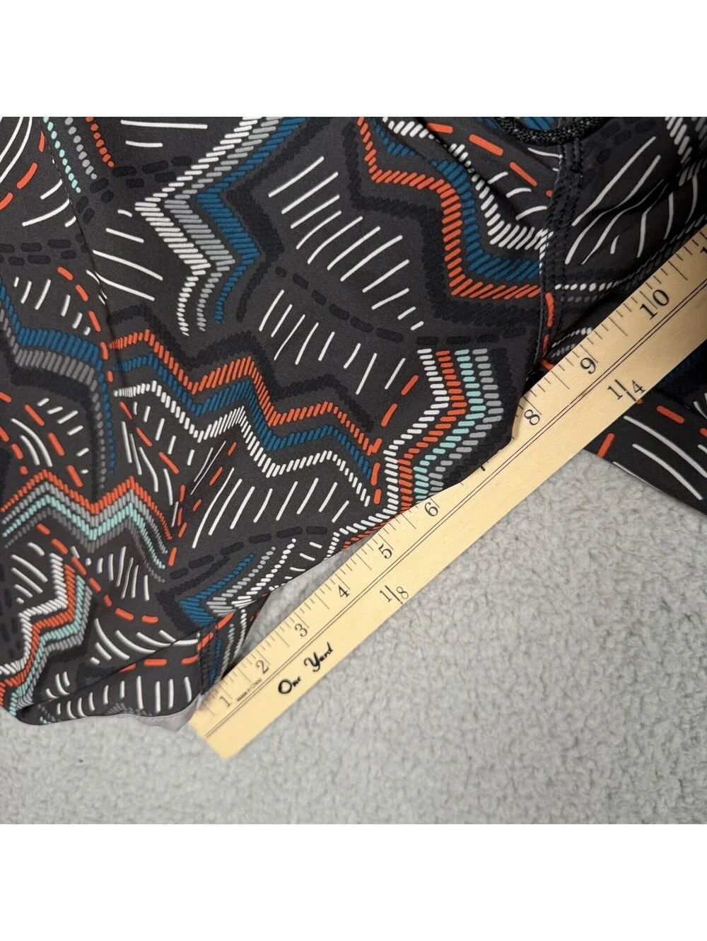 Vissla Board Shorts Tribal Aztec Performance Athletic Surf Water Mens Size 36